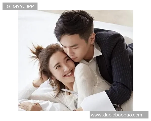 足球明星与名模的浪漫爱情故事揭示了光环背后的真实生活与挑战 足球明星与名模的浪漫爱情故事揭示了光环背后的真实生活与挑战